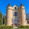 Villas Petit Chateau Le Bouge : photos des chambres