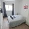 Appartements Ideal pro, calme, parking V18 : photos des chambres