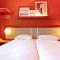Hotels greet hotel Salon de Provence : photos des chambres