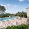 Maisons de vacances Stunning Home In Flayosc With Outdoor Swimming Pool, Wifi And 3 Bedrooms : photos des chambres