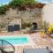 Maisons de vacances Stunning Home In Saint-just-luzac With Wifi, 2 Bedrooms And Outdoor Swimming Pool : photos des chambres