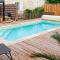 Maisons de vacances Stunning Home In Saint-just-luzac With Wifi, 2 Bedrooms And Outdoor Swimming Pool : photos des chambres