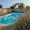 Maisons de vacances Adorable maisonnette piscine jardin pres de la mer 44 : photos des chambres