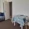 Appartements Cabourg Charmant studio centre ville RUE DE LA MER : photos des chambres