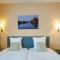 Hotels Hotel Val De Loire : photos des chambres