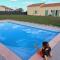 Maisons de vacances Villa Maria, piscine privative, proche Albi : photos des chambres