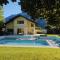 Villas Villa tout confort proche lac, piscine et jacuzzi : photos des chambres