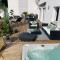 Villas Magnifique Villa avec piscine chauffee & jacuzzi : photos des chambres