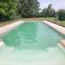 Maisons de vacances Landaise au calme avec piscine : photos des chambres