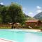 Chalets Modern Chalet in Fougax-et-Barrineuf with Swimming Pool : photos des chambres