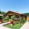 Chalets Alluring Chalet in Fougax-et-Barrineuf with Terrace : photos des chambres