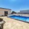 Maisons de vacances Beautiful Home In Portiragnes With Wifi, Swimming Pool And 4 Bedrooms : photos des chambres