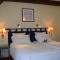 Hotels Logis Hotel Auberge du Cheval Blanc : photos des chambres