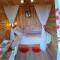 Campings Roulotte romantique : photos des chambres