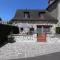 Maisons de vacances Gite Neuveglise-sur-Truyere-Oradour, 3 pieces, 4 personnes - FR-1-742-223 : photos des chambres