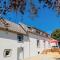Maisons de vacances Nice home in Ussel with WiFi and 4 Bedrooms : photos des chambres