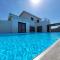 Villas Maison villa entiere T5 avec piscine : photos des chambres