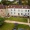 Maisons de vacances Spacious country house with swimming pool : photos des chambres