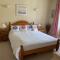 Maisons de vacances Charming 2-Bed House in St Meard de Gurcon : photos des chambres