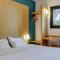 Hotels B&B HOTEL Aubagne Gemenos : photos des chambres