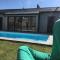 Maisons de vacances Jolie Maison avec piscine, proche Mt St Michel : photos des chambres