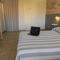 Hotels Hotel Les Pins : photos des chambres