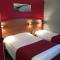 Hotels initial by balladins Amiens / Longueau : photos des chambres