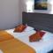 Hotels Cit'Hotel Du Port Rhu : photos des chambres