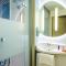 Hotels ibis budget Saint Quentin Yvelines - Velodrome : photos des chambres
