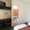 Hotels Le Chatel : photos des chambres