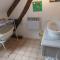 Maisons de vacances Gite Chevenet a La Vernelle : photos des chambres
